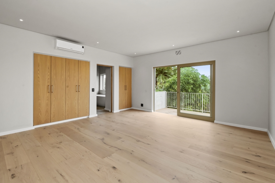 5 Bedroom Property for Sale in Camps Bay Western Cape